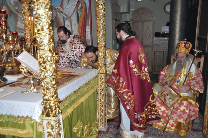 Χειροτονία διακόνου στή Μητρόπολή μας